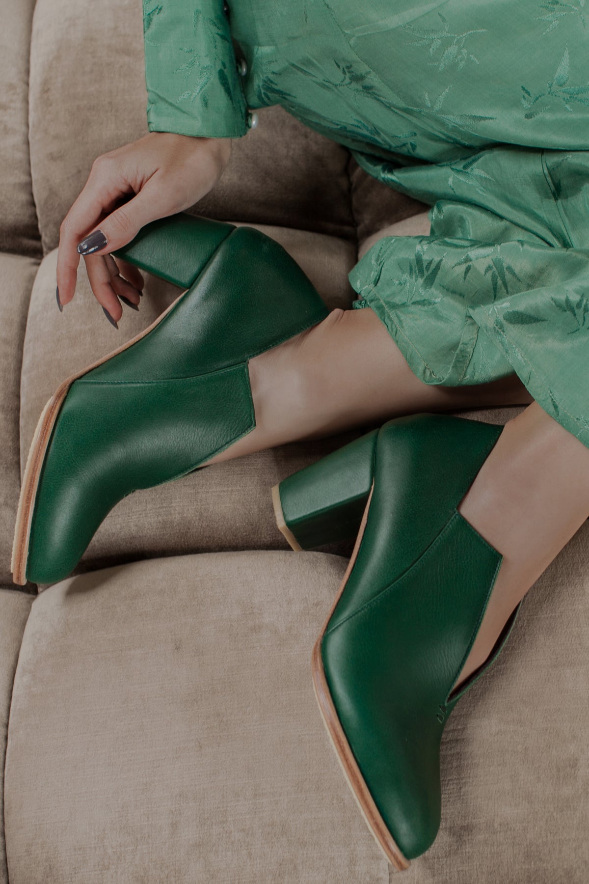 Ange Leather Heel Booties (Sz. 7.5)