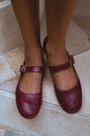 Belle Rose Round Toe Leather Flats