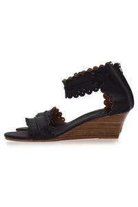 Ivory scalloped leather wedge sandals, ankle strap with back zip — handmade by Bali ELF
