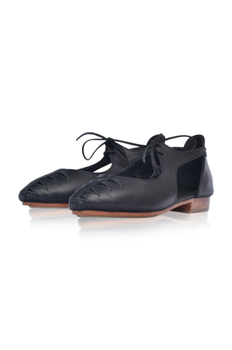 Eden Pointy Toe Ballet Flats (*Sz. 6.5)