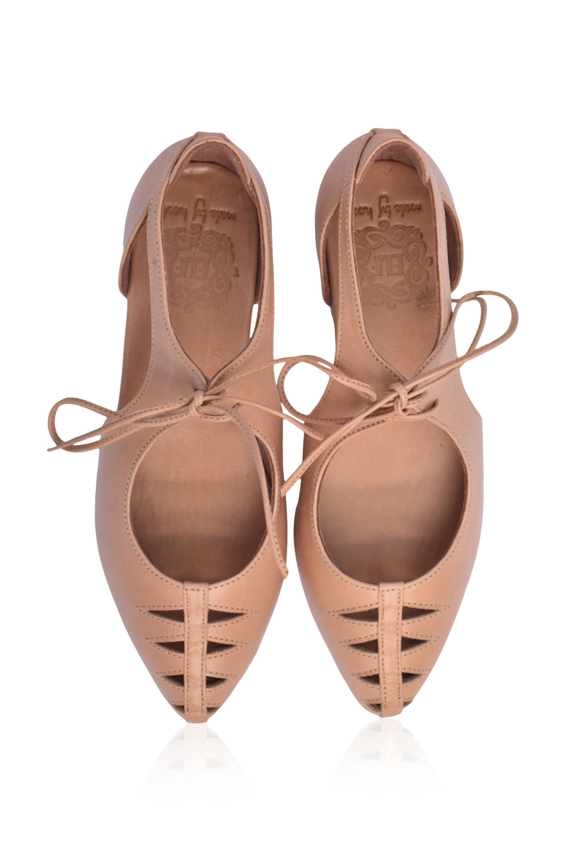 Eden Pointy Toe Ballet Flats (Sz. 7)