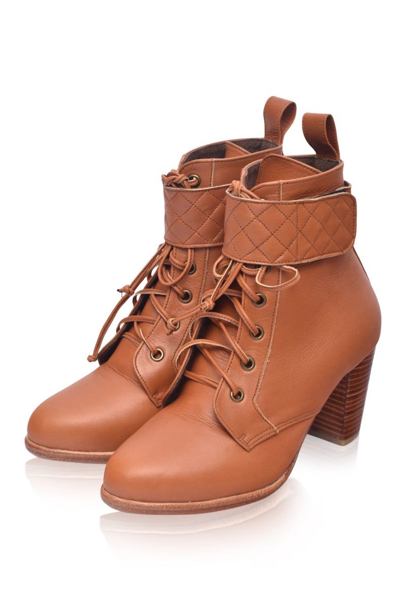 Fine Lover Leather Booties