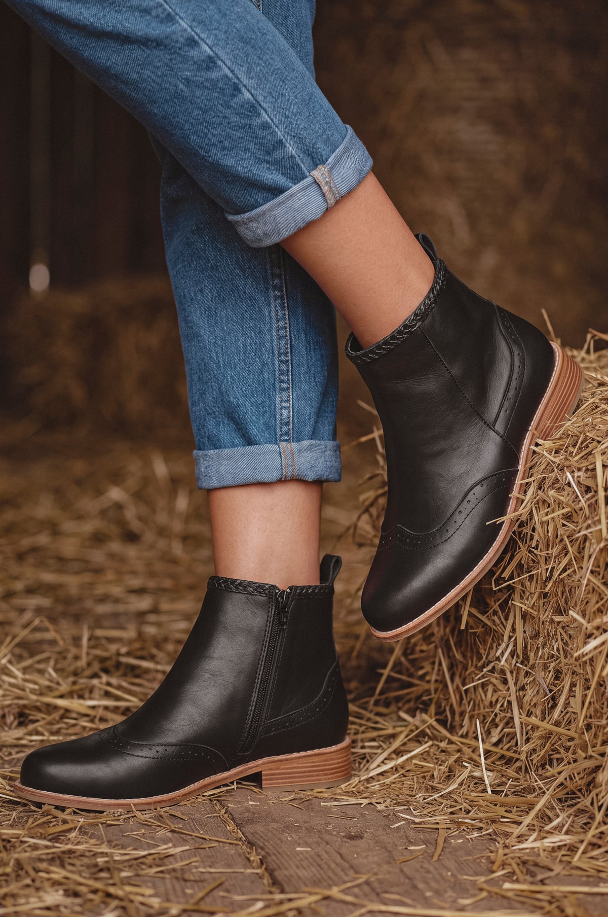 Heritage Brogue Chelsea Leather Boots
