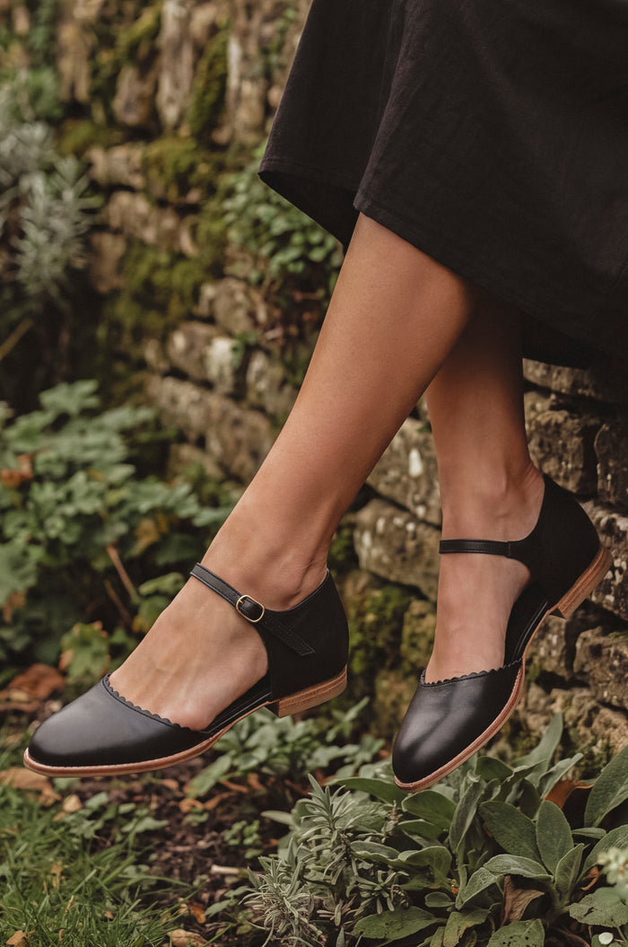 Laurel Scalloped D’Orsay Leather Flats