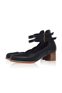 Lily Valley Leather Heels (Sz. 5)