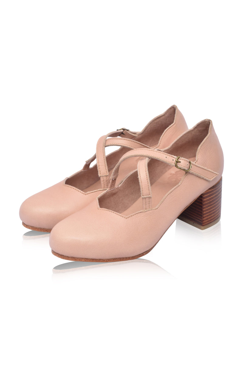 Lotus Criss Cross Leather Heels (Sz. 6.5 & 8.5)
