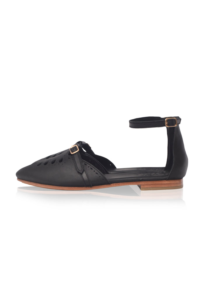 Lycette Pointed Toe Leather Flats