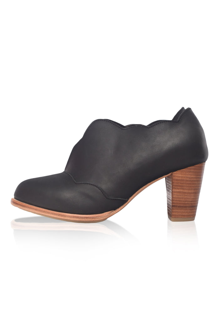 Marina Block Heel Booties (Sz. 8.5)