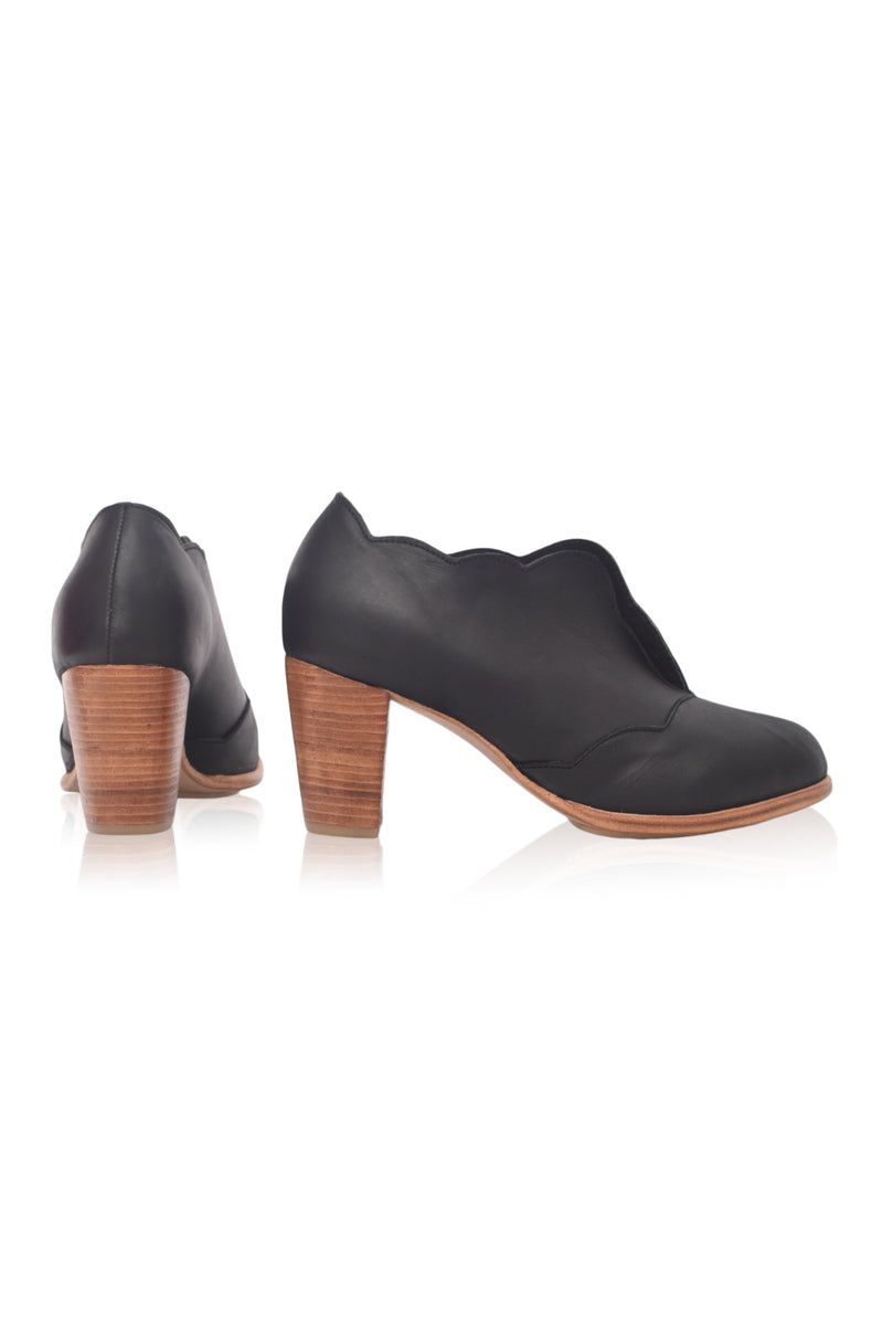 Marina Block Heel Booties (Sz. 8.5)