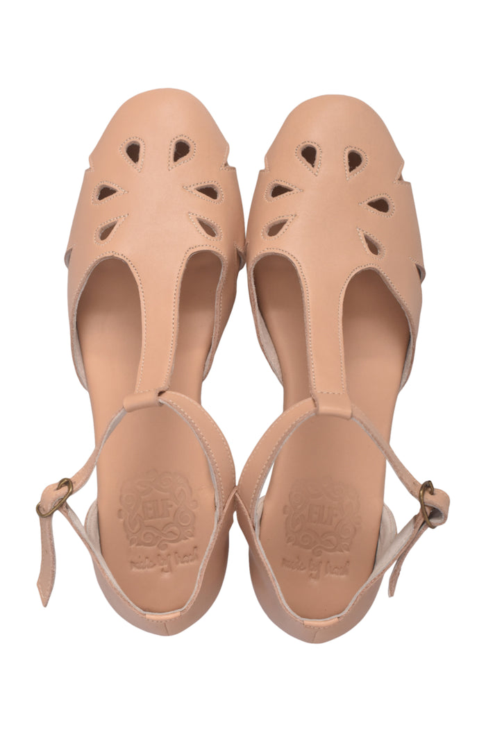Oasis Cutout T-Strap Leather Flats (Sz. 8)