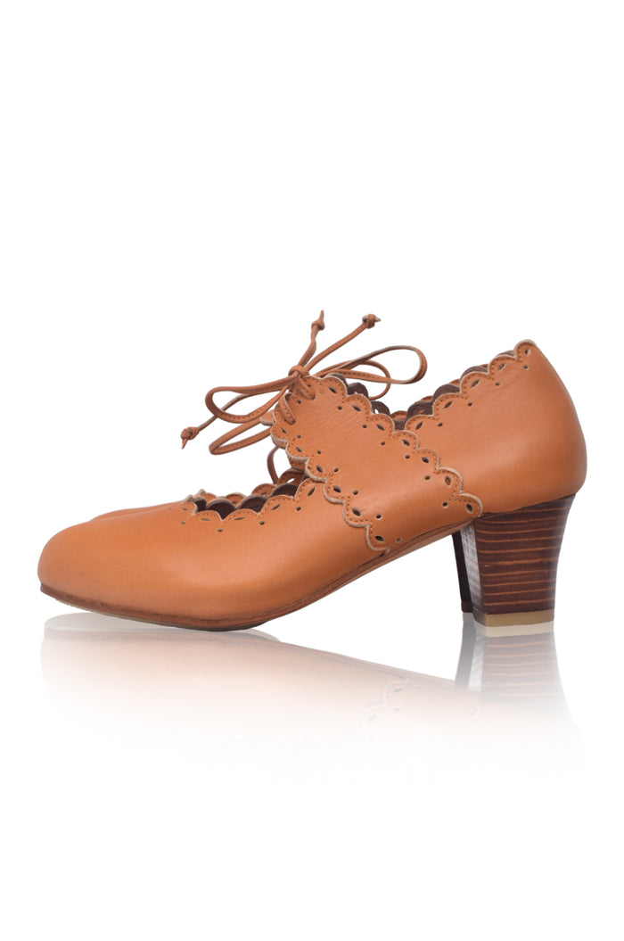 Paradise Bird Leather 5 cm Heels (Sz. 7.5)