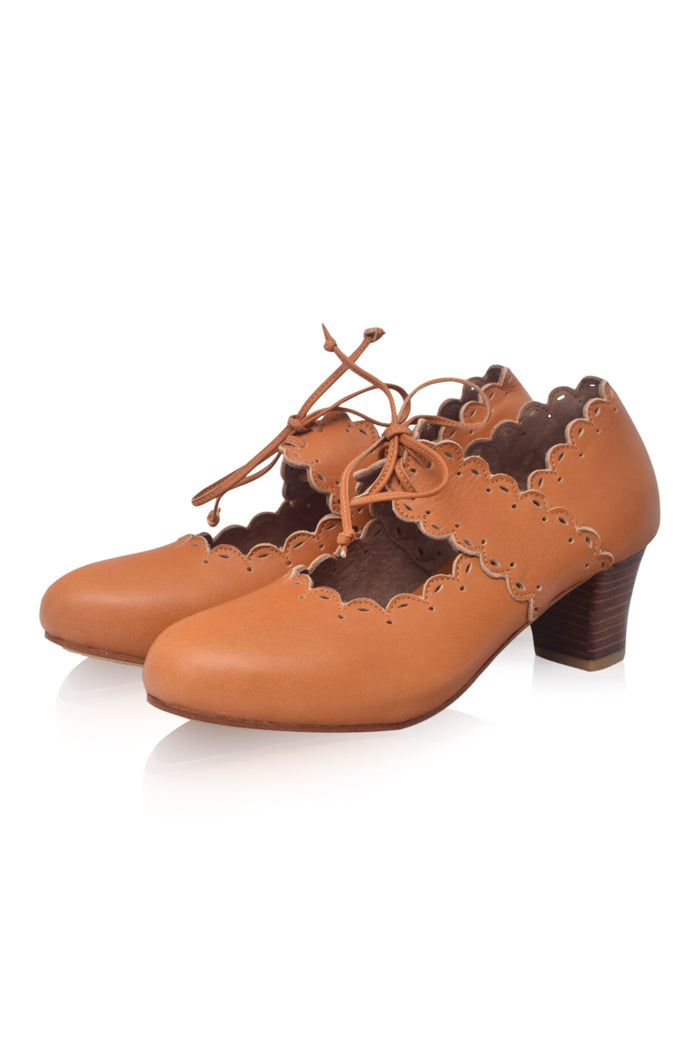 Paradise Bird Leather 5 cm Heels (Sz. 7.5)