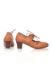 Paradise Bird Leather 5 cm Heels (Sz. 7.5)