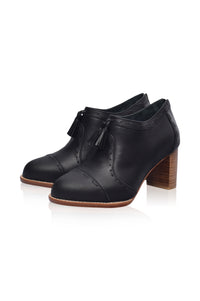 Sensational Leather Booties (Sz. 7)