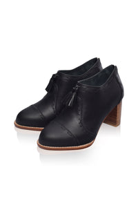 Sensational Leather Booties (Sz. 7)