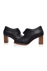 Sensational Leather Booties (Sz. 7)