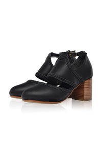 Serenity Leather Heels (Sz. 7.5)