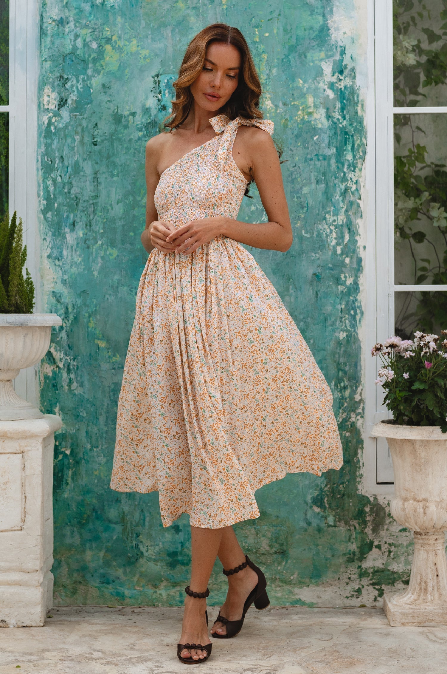 Sienna One-Shoulder Shirred Dress in Cotton Poplin – ELF