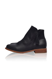 Treasure Leather Ankle Boots (Sz. 8.5)