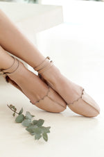 Venus Leather Flats (Sz. 4 & 5.5)