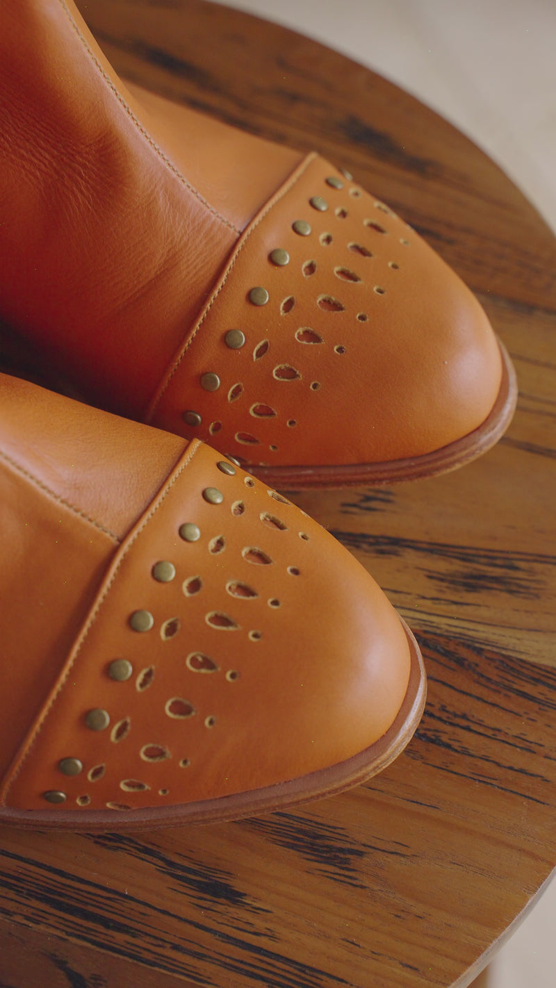 Lunaire Chelsea Leather Boots