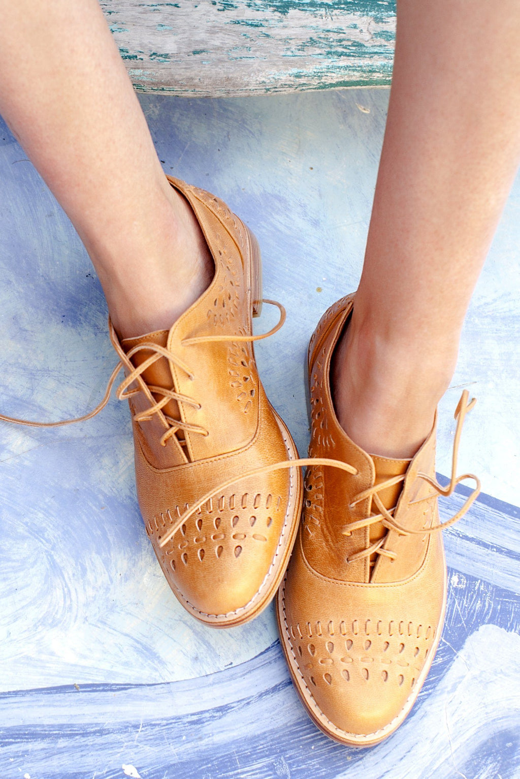 Brown Leather Women Oxford Tie Shoes 