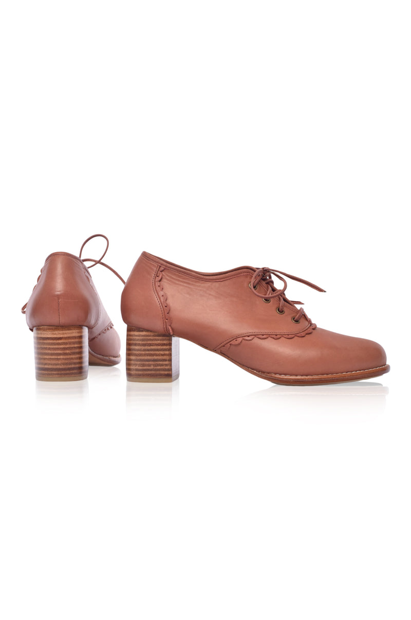 Lace Oxford Heels (*Sz. 10.5)