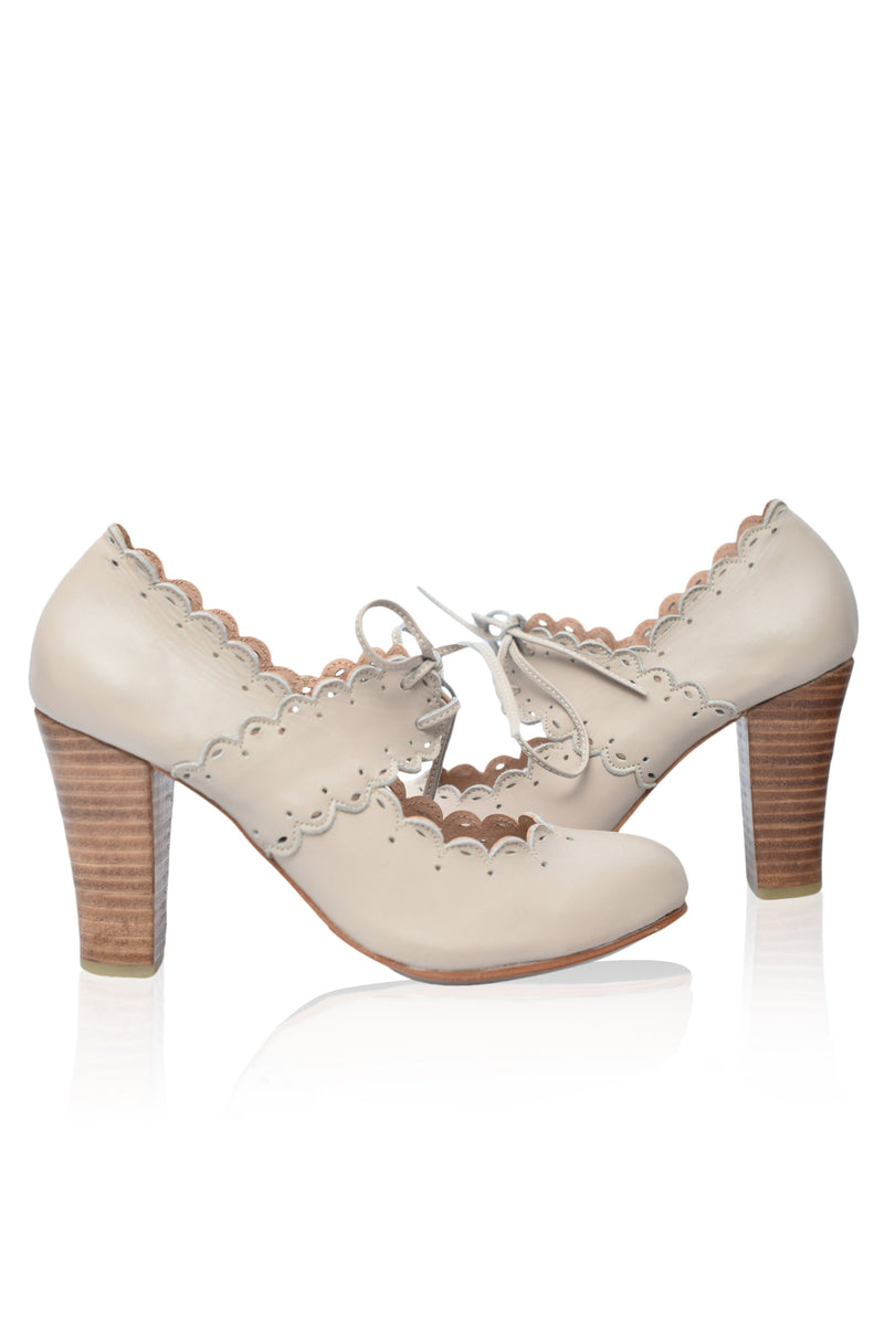 Paradise Bird Leather (Sz. 4.5, 9.5 & 10)