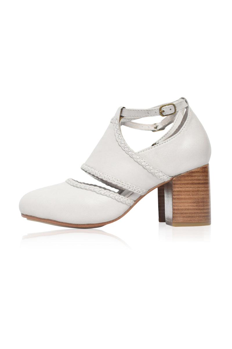 Pure hotsell white heels
