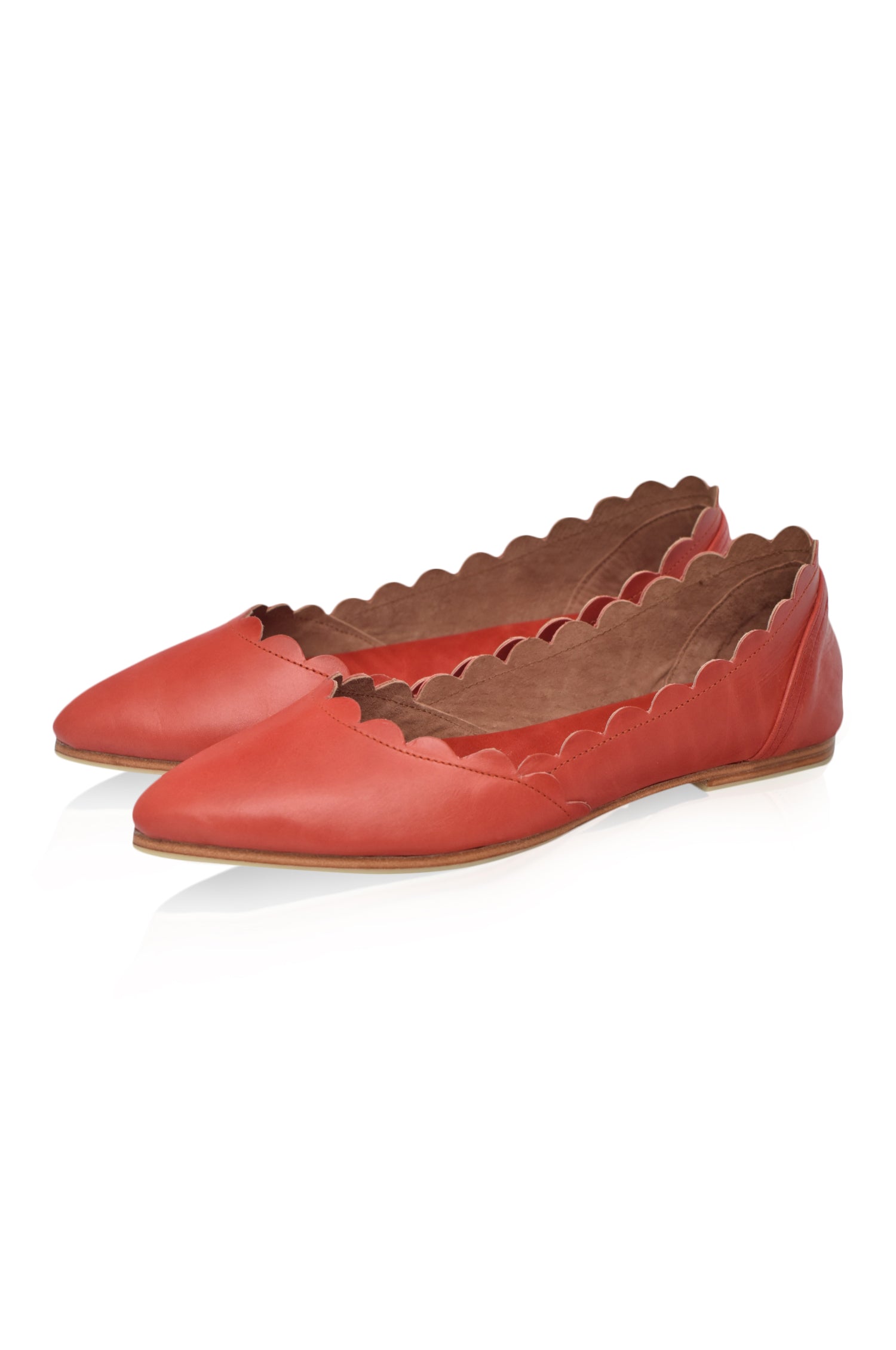 Valentina. Leather Ballet Flats with Scallop Edges – ELF