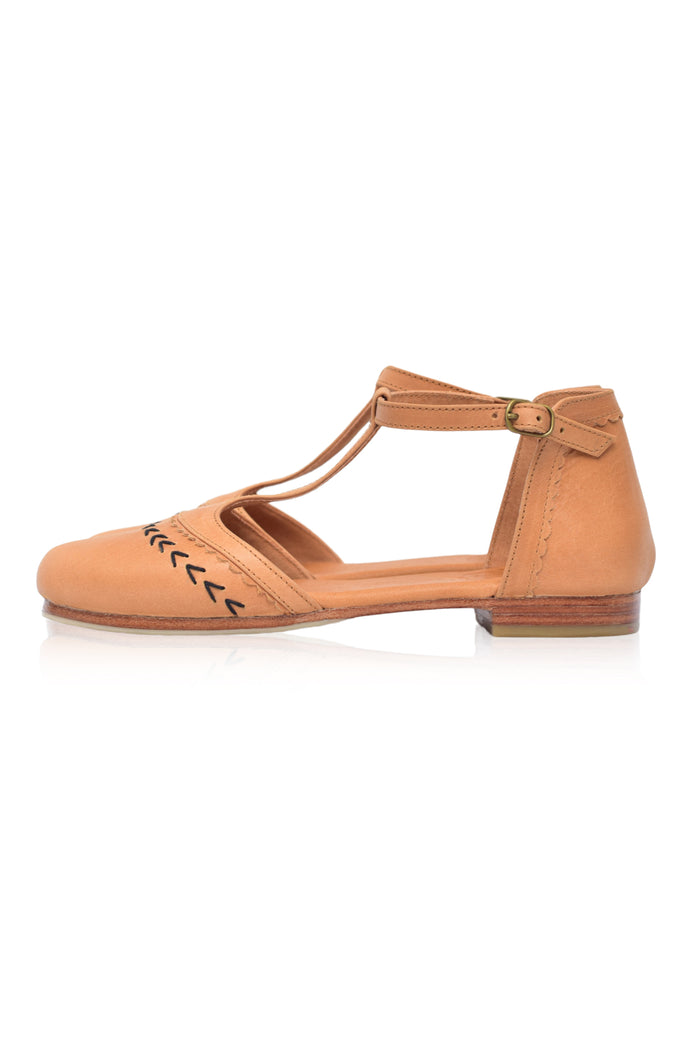 Wonderland T-strap Leather Flats (Sz. 9)