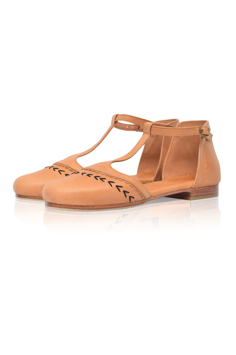 Wonderland T-strap Leather Flats (Sz. 9)